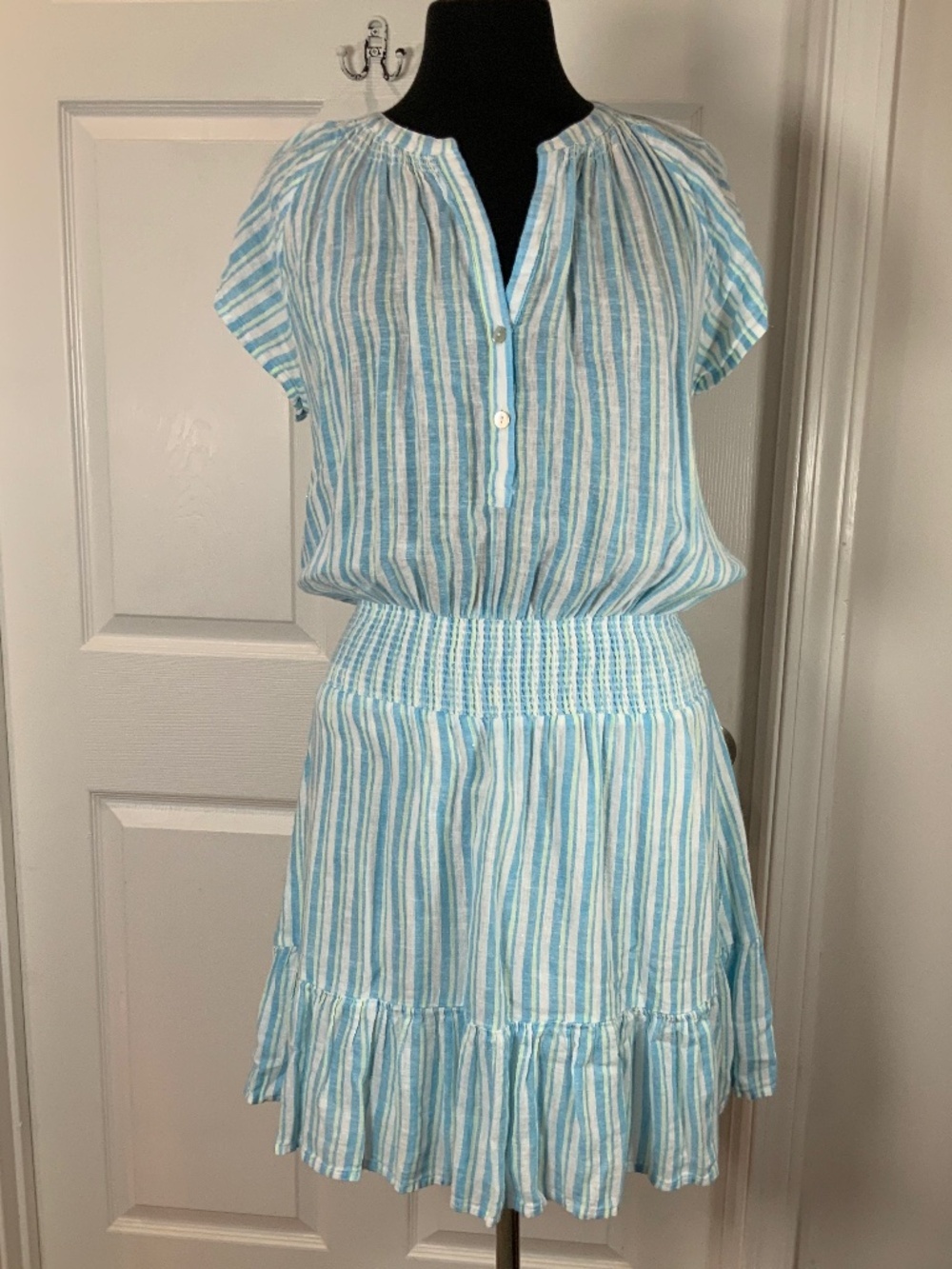Rails Augustine Laguna Blue Stripe Linen Smocked Tiered Mini Dress Size Medium - Picture 2 of 9